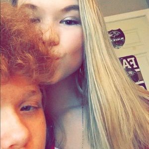 Meet your Posher, Kira